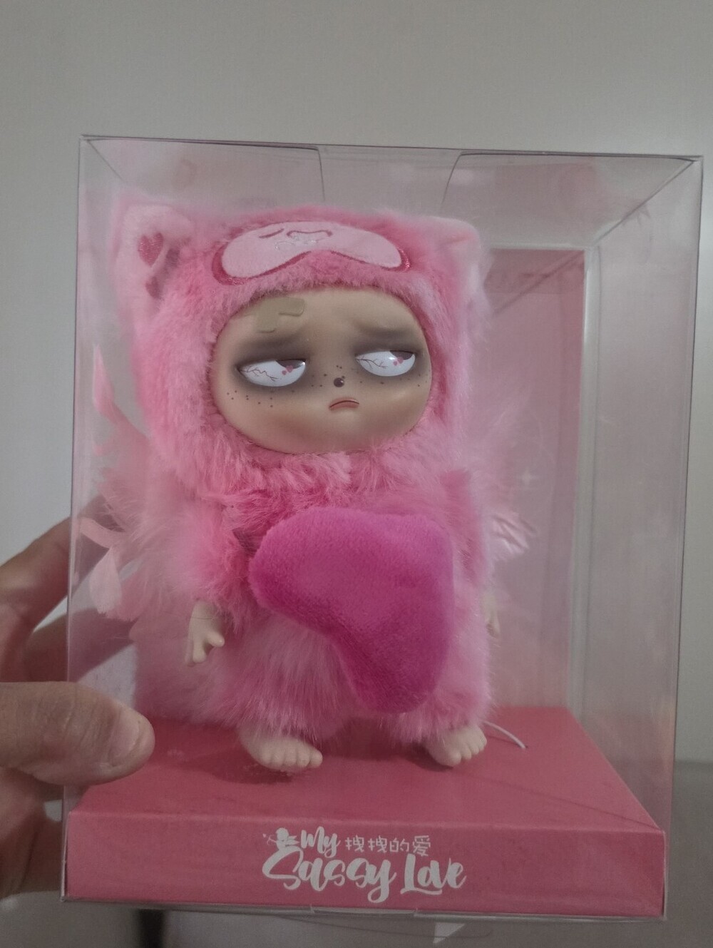 New In Box Limited Edition Sassy In Love Sleepless Grumpipi Valentine's Figure